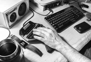 印尼气象部门提醒防范喀拉喀托之子火山灾害